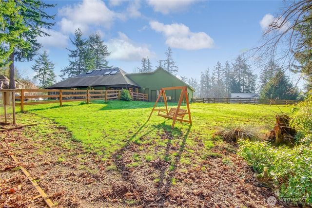 24608 SE 387th Street, Enumclaw, WA 98022