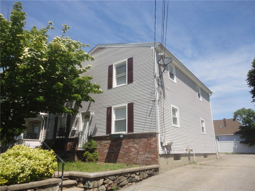 652 Armistice Boulevard 2, Pawtucket, RI 02861