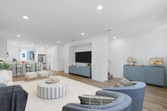 27323 Seven Oaks Lane, Valencia, CA 91381