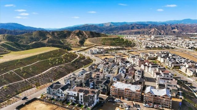 27323 Seven Oaks Lane, Valencia, CA 91381