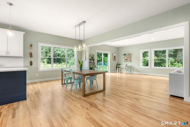11 Harness Way, Granby, CT 06035