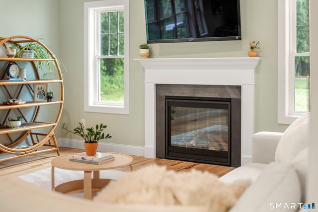 11 Harness Way, Granby, CT 06035