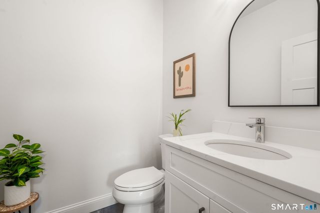 11 Harness Way, Granby, CT 06035