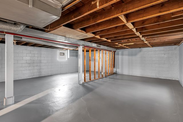 7007 Marshall Avenue, Hammond, IN 46323