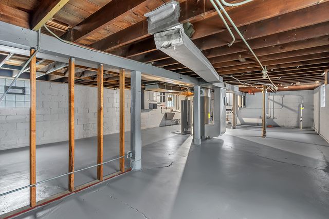 7007 Marshall Avenue, Hammond, IN 46323