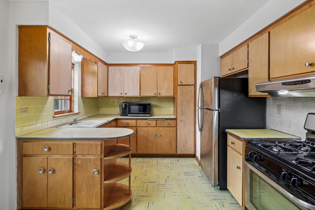 6046 W Miami Avenue, Chicago, IL 60646 — photo 5