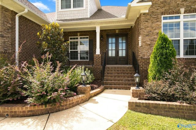 324 NE Merrydale Drive NE, Huntsville, AL 35811