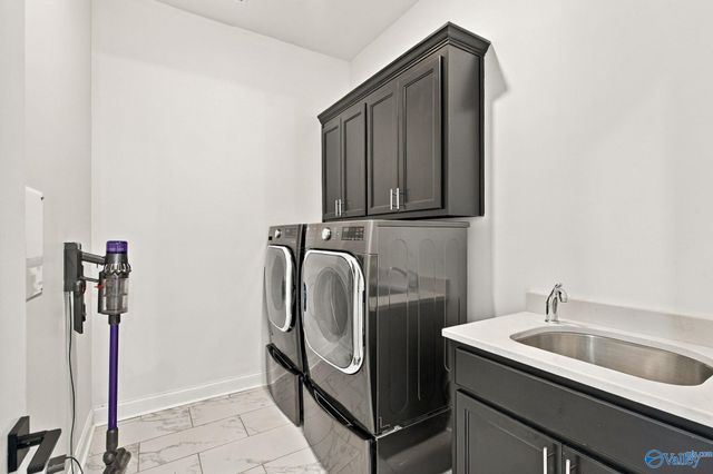 324 NE Merrydale Drive NE, Huntsville, AL 35811