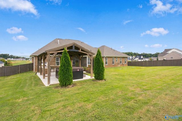 324 NE Merrydale Drive NE, Huntsville, AL 35811