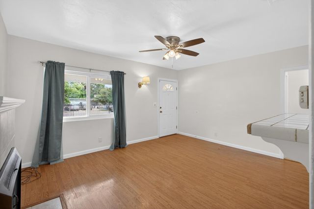 3705 Dayton St, Sacramento, CA 95838