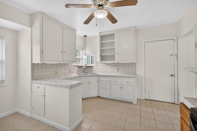 3705 Dayton St, Sacramento, CA 95838