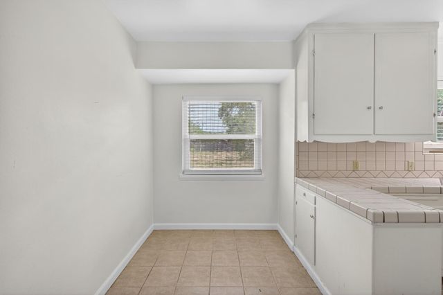 3705 Dayton St, Sacramento, CA 95838