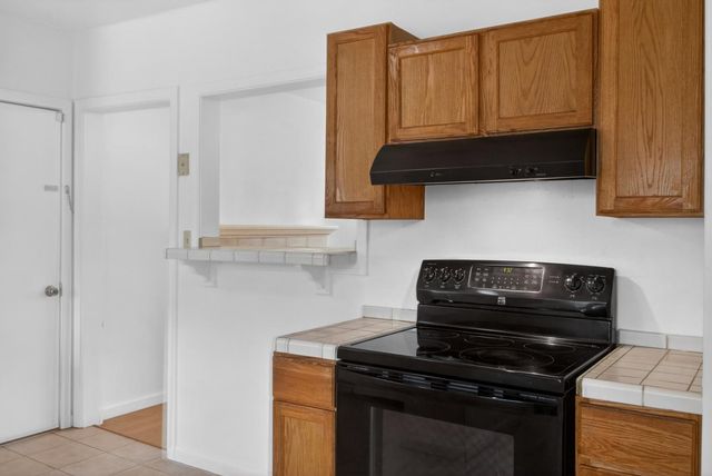 3705 Dayton St, Sacramento, CA 95838
