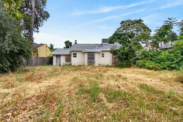 3705 Dayton St, Sacramento, CA 95838