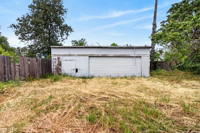 3705 Dayton St, Sacramento, CA 95838