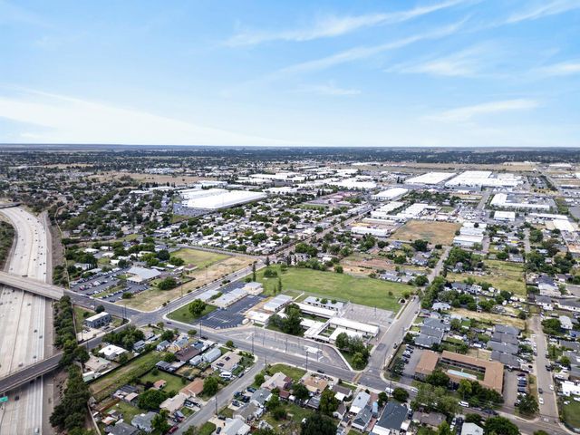 3705 Dayton St, Sacramento, CA 95838