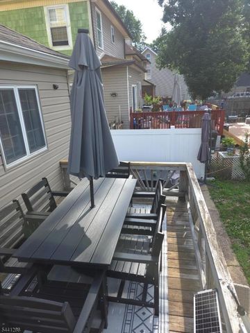 315 E 3Rd Ave, Roselle Boro, NJ 07203