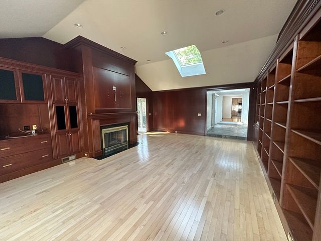 757 Wellesley St 0, Weston, MA 02493