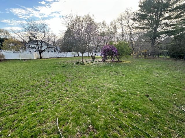757 Wellesley St 0, Weston, MA 02493