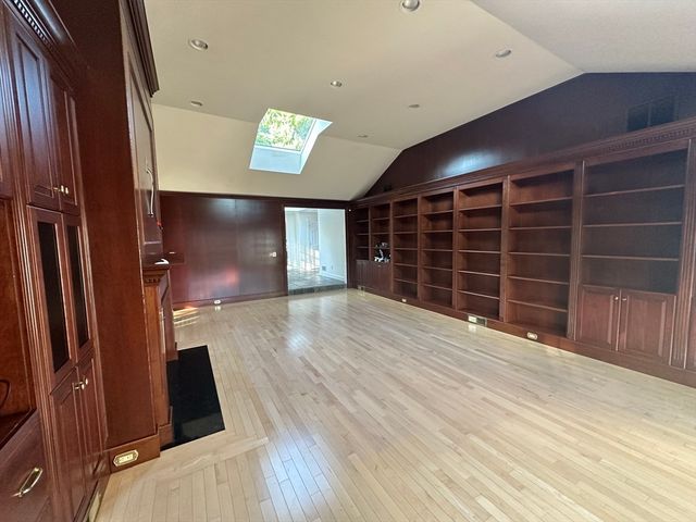 757 Wellesley St 0, Weston, MA 02493