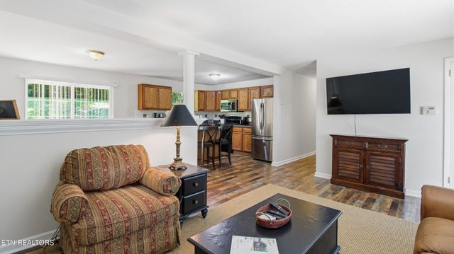 1940 Cecil Johnson Rd, Knoxville, TN 37921