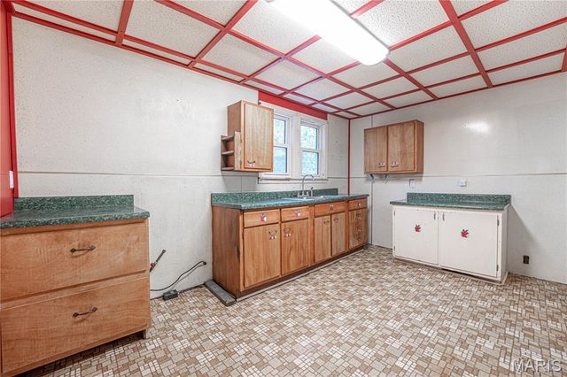 7649 Estelle Drive, Cedar Hill, MO 63016