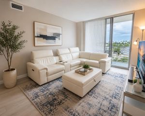 2775 NE 187th 408, Aventura, FL 33180