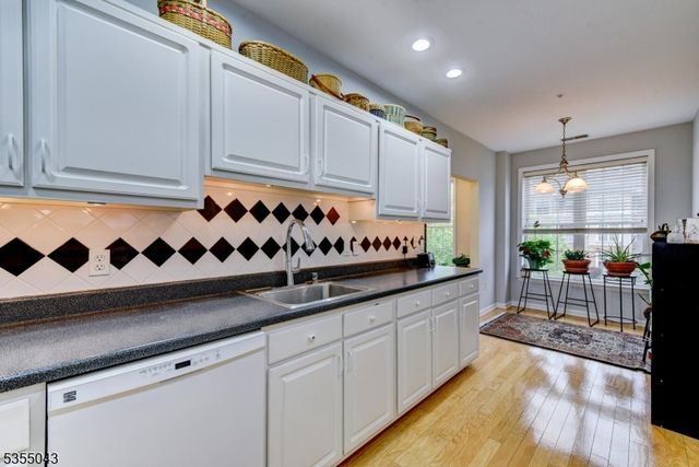 1211 Johnson Dr, Rockaway Twp., NJ 07866