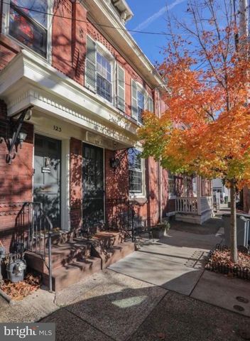 121 MULBERRY ST, Bristol, PA 19007