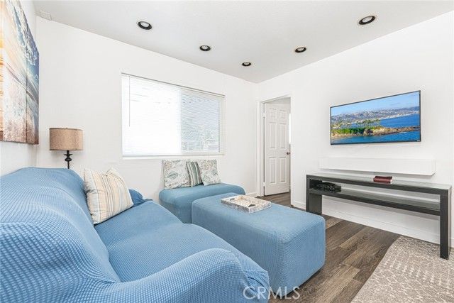 210 36th Street, Newport Beach, CA 92663