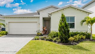 684 Veridian Circle NW, Palm Bay, FL 32907