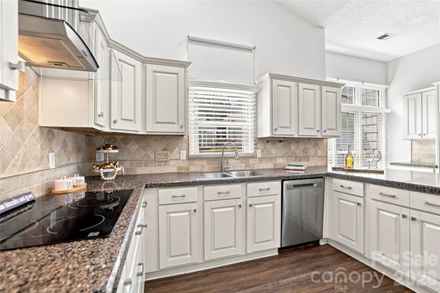 9101 E Orchard Lane, Charlotte, NC 28210