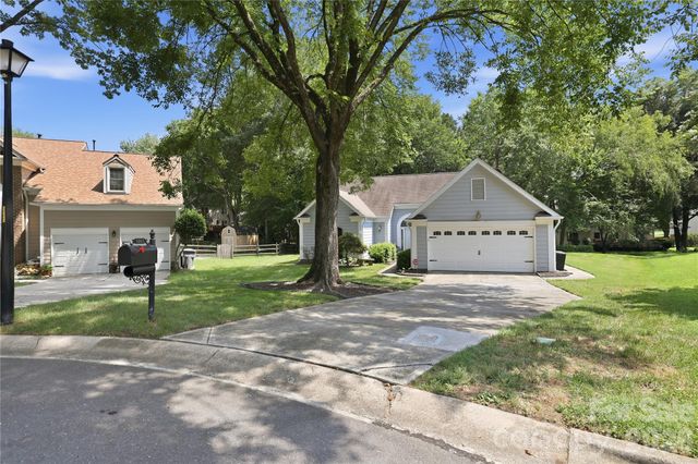 9101 E Orchard Lane, Charlotte, NC 28210