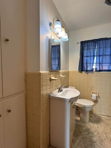 401 VAUGHN STREET, Burkburnett, TX 76354