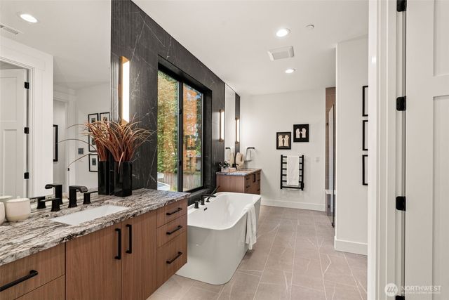 15327 SE 22nd Street, Bellevue, WA 98008