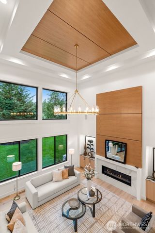 15327 SE 22nd Street, Bellevue, WA 98008