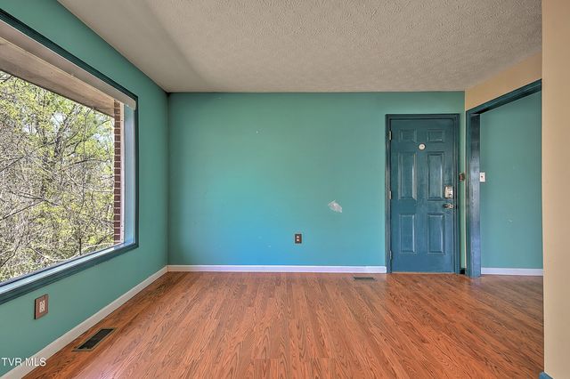 4148 Skyland Drive, Kingsport, TN 37664