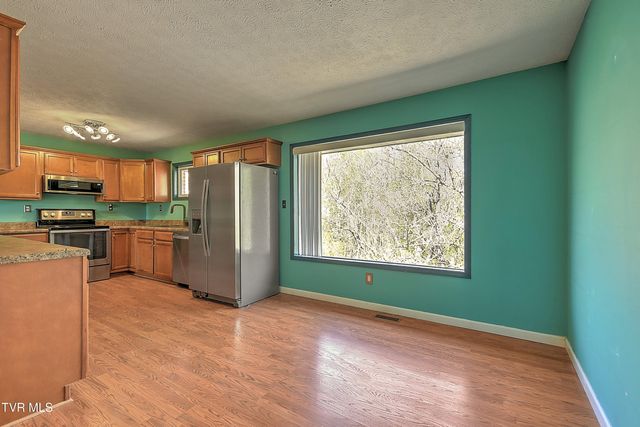 4148 Skyland Drive, Kingsport, TN 37664