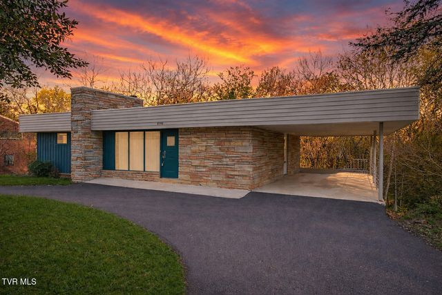 4148 Skyland Drive, Kingsport, TN 37664