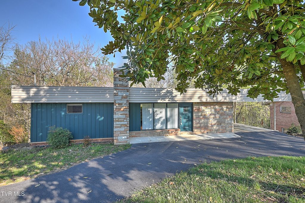 4148 Skyland Drive, Kingsport, TN 37664