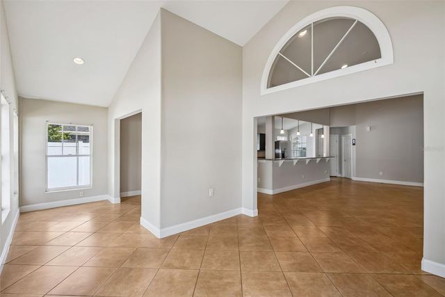 108 EDGEWATER CIRCLE, Sanford, FL 32773