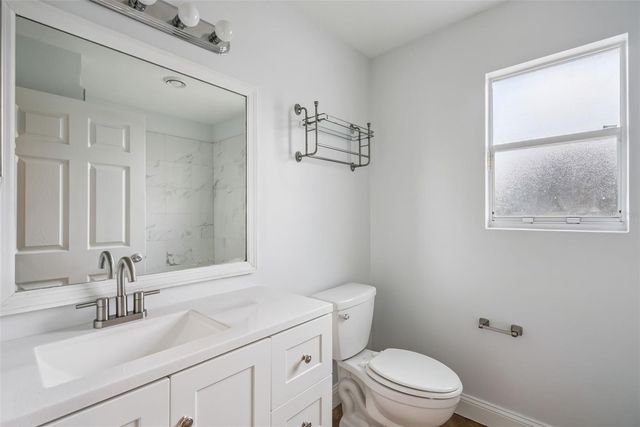 108 EDGEWATER CIRCLE, Sanford, FL 32773