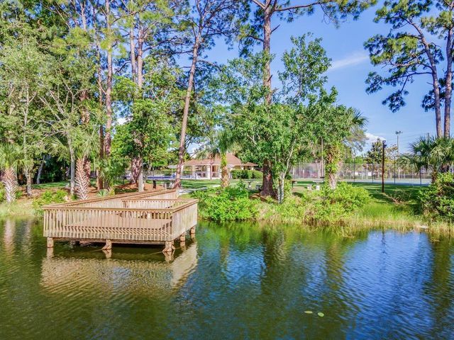 108 EDGEWATER CIRCLE, Sanford, FL 32773