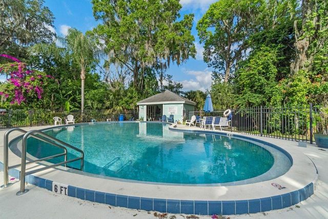 108 EDGEWATER CIRCLE, Sanford, FL 32773