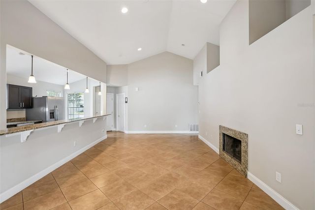 108 EDGEWATER CIRCLE, Sanford, FL 32773