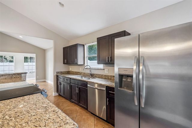 108 EDGEWATER CIRCLE, Sanford, FL 32773