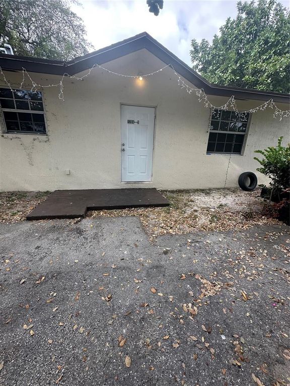 1208 N 57TH Avenue B, Hollywood, FL 33021