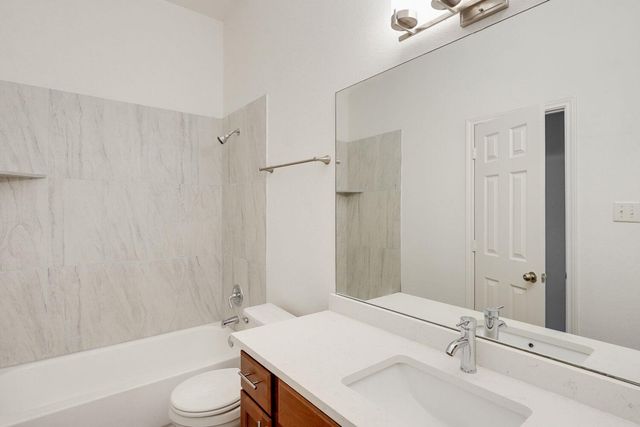 298 Fall DR, Kyle, TX 78640