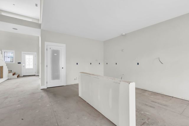 402 N Starwood Ct, Clarksville, TN 37042