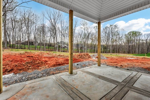 402 N Starwood Ct, Clarksville, TN 37042